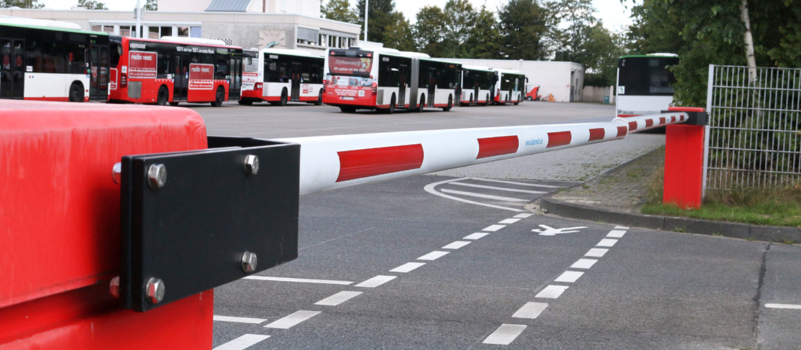 Warnstreik: Die Busse bleiben im Depot. –Foto: Vestische