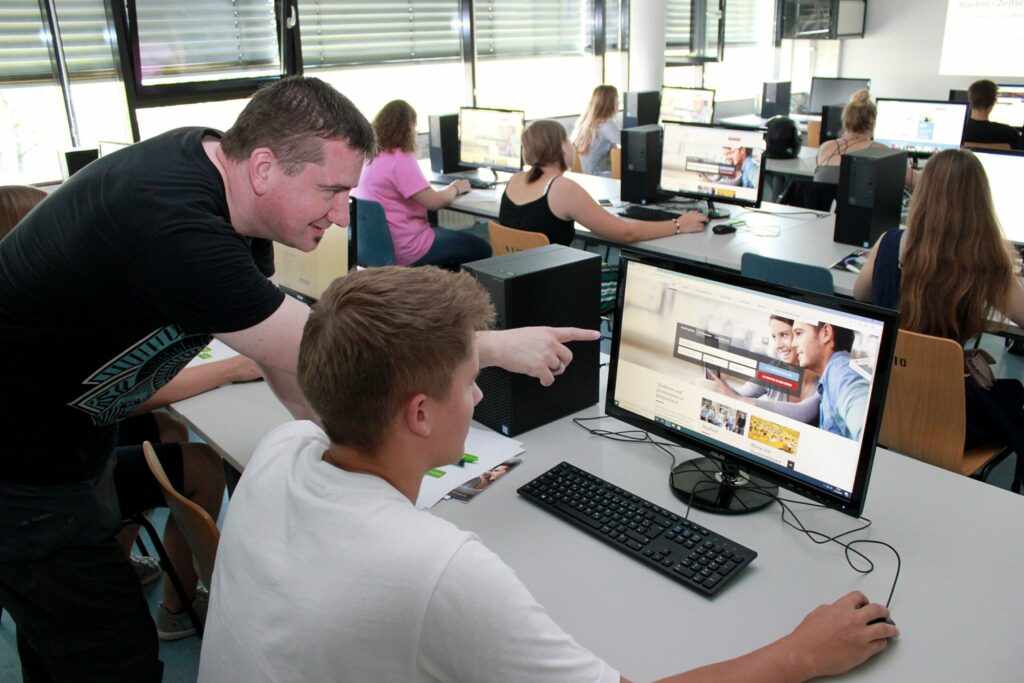 Die Westfälische Hochschule bietet Workshops zur Studienorientierung für Schüler an. Das erwartet die Teilnehmer.