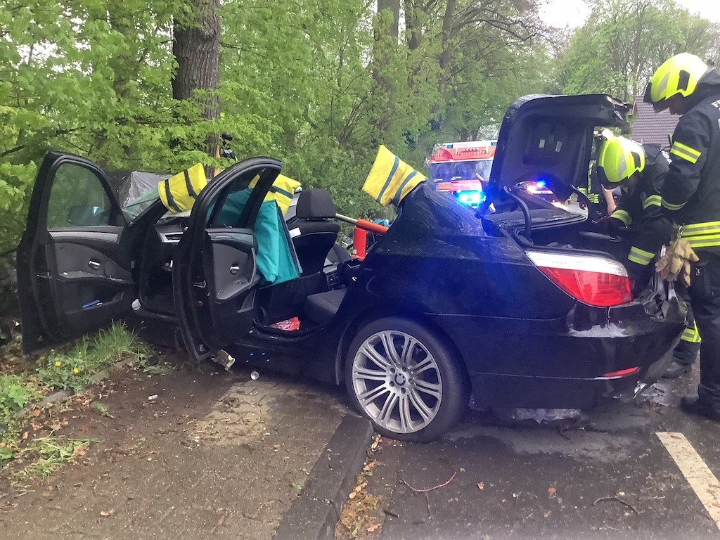 Gelsenkirchen: Schwerer Verkehrsunfall mit zwei Verletzten