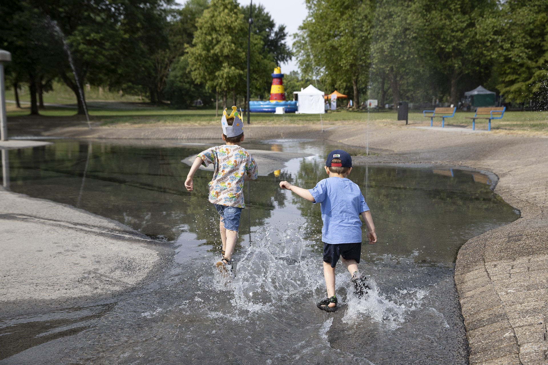 Der Umbau des Revierparks Nienhausen zum „Wasserpark“ ist abgeschlossen. Nun wurde Eröffnung gefeiert.