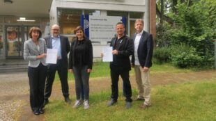 In Gelsenkirchen gibt es eine neue Bildungspartnerschaft: Die Gesamtschule Erle und das Institut für Stadtgeschichte (ISG) wollen eng zusammenarbeiten.