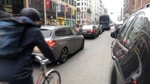 Radfahrerin bei „Dooring“-Unfall verletzt