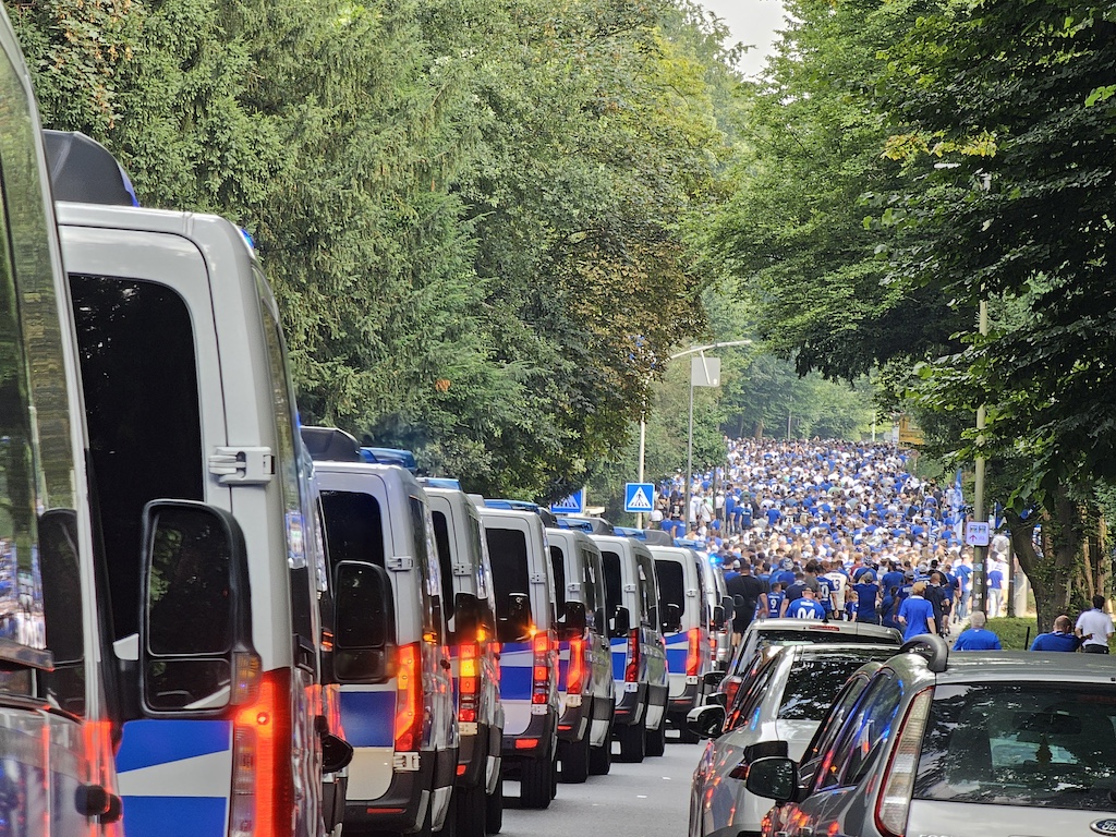 Erstes Saisonspiel: Polizei zieht Bilanz