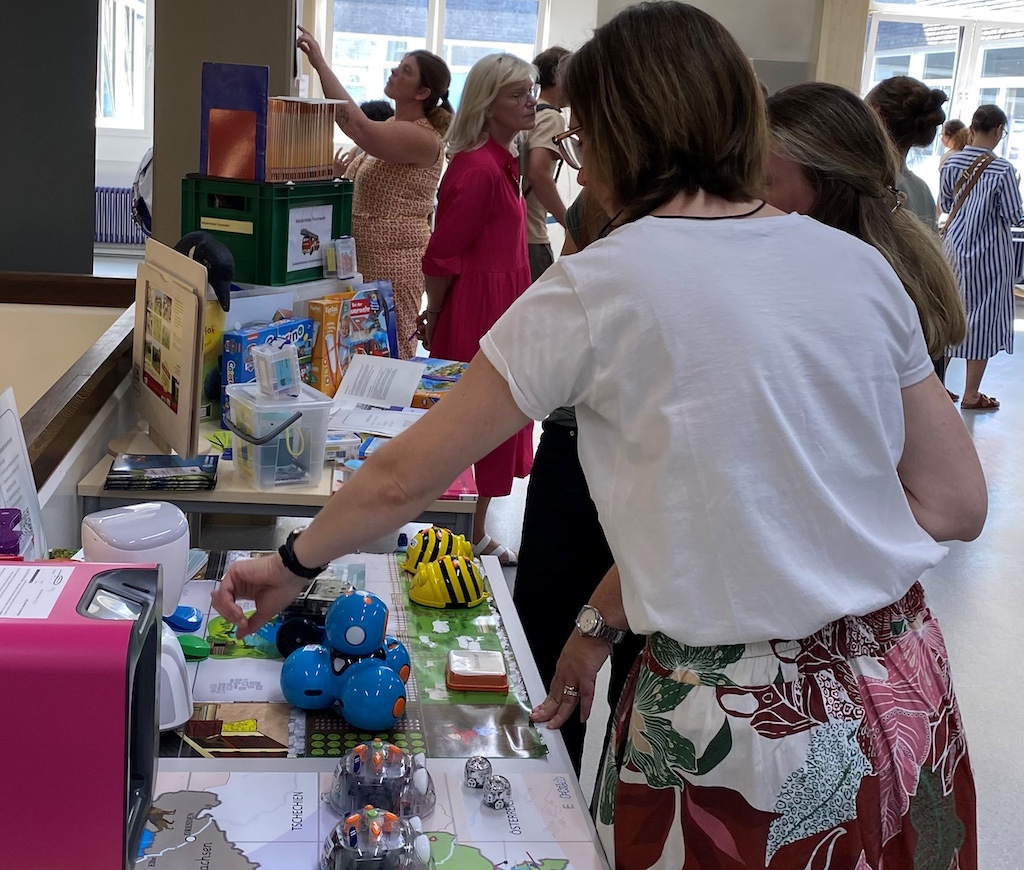 Neue Lehrer: Markt der Möglichkeiten im Bildungszentrum