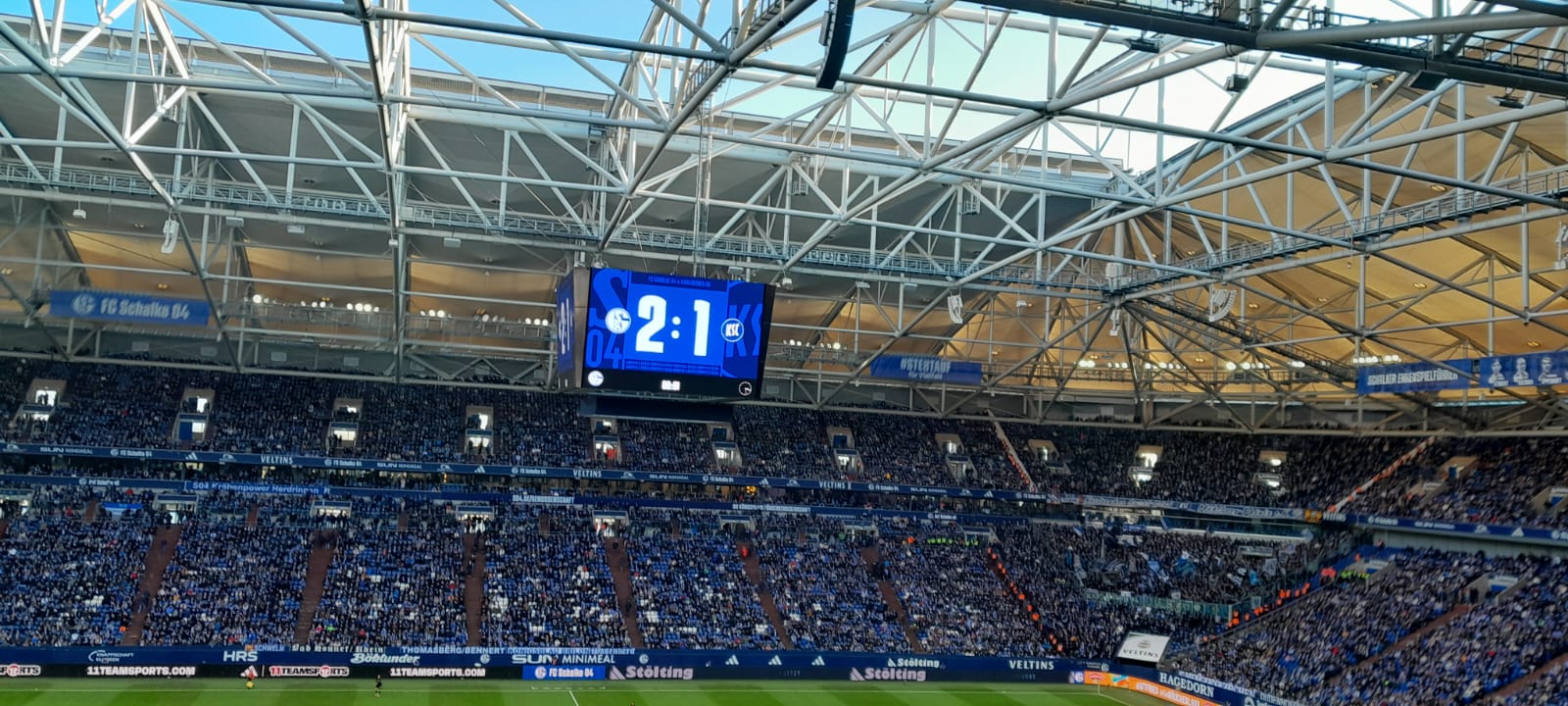 schalke - ksc februar 2025 foto neubaum